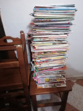 Lote de muchas revistas de punto de cruz