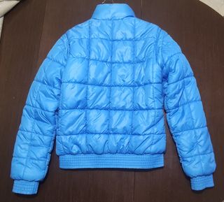 Chaqueta,chaleco plumón Puma. Mujer 