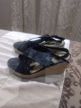 Sandalias de cuña 