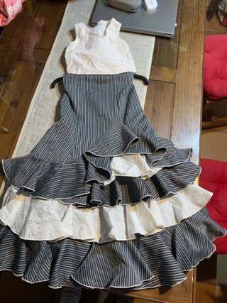 Conjunto de flamenca niña talla 6 años