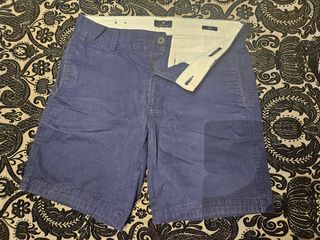 Bermudas azul marino