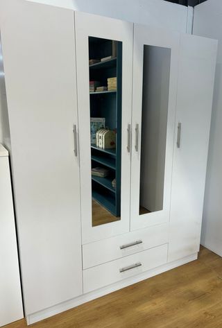 ARMARIO DE 4 PUERTAS