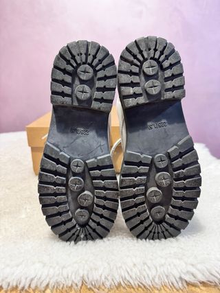 Botas cordones talla 35