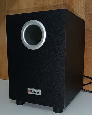 altavoces Labtec Pulse 285/2.1 + subwoofer