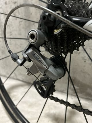 Bicicleta de carretera Mendiz carbono.