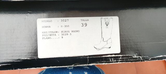 BOTAS NEGRAS PIEL 39 CUÑA