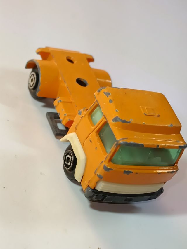 *CAMIÓN MAGIRUS DEUTZ 1/64 GUISVAL