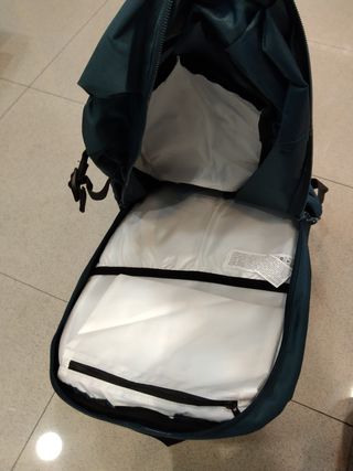 Mochila Decathlon Quechua 20 l NUEVA