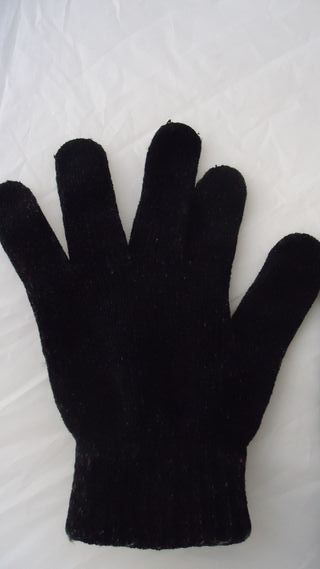 Guantes de lana negros
