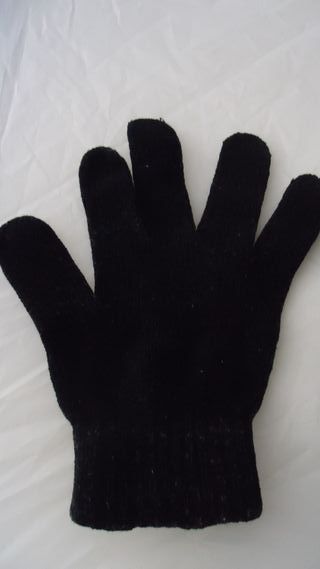Guantes de lana negros