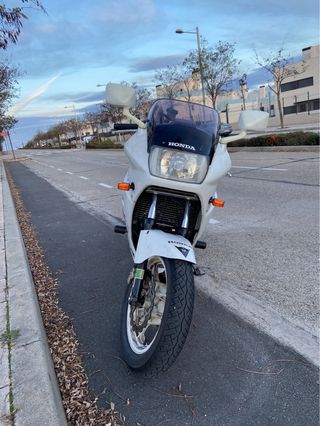 Honda VFR 750