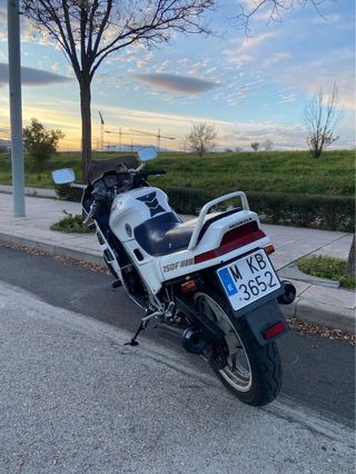 Honda VFR 750