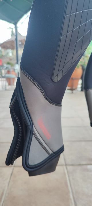 Traje de neopreno Aqualung 5,5 mm talla S