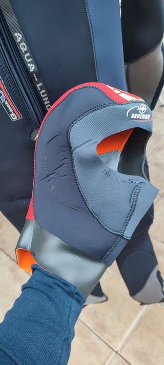 Traje de neopreno Aqualung 5,5 mm talla S