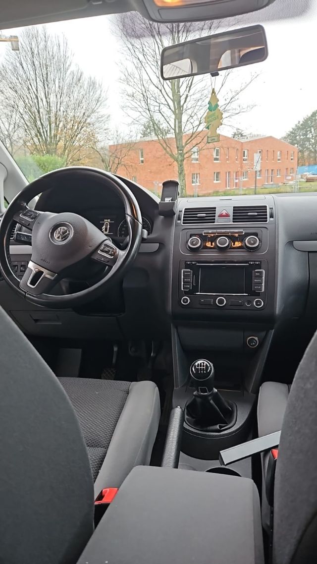 Volkswagen Touran 2014