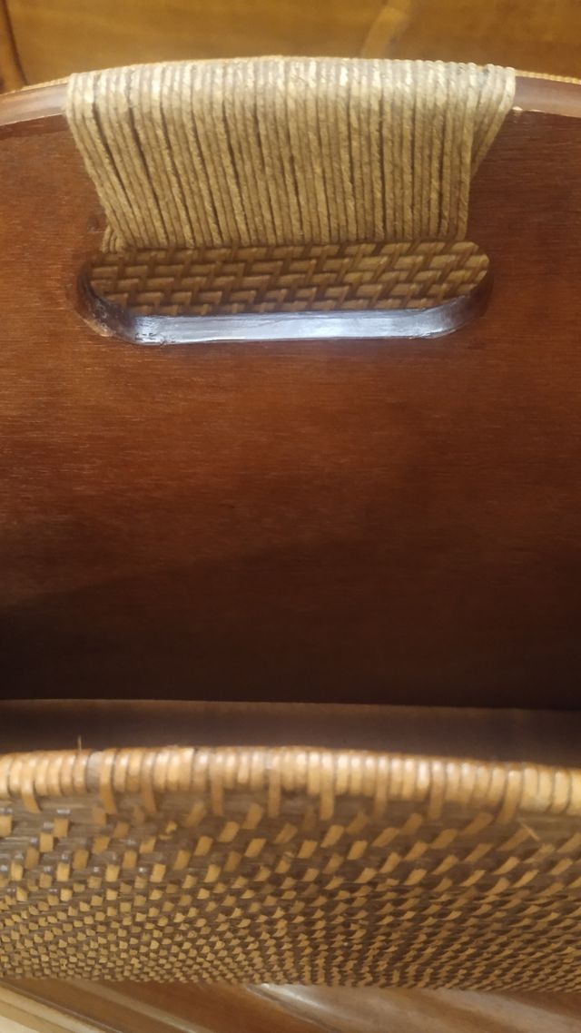 Revistero muy antiguo