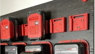 EINHELL 18V --4 Soportes para baterías y 4 herrami