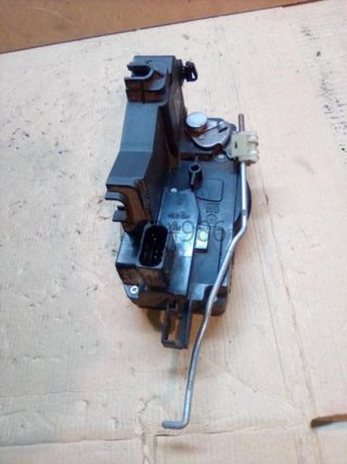 Cerradura puerta delantera derecha Opel Ve h_84986