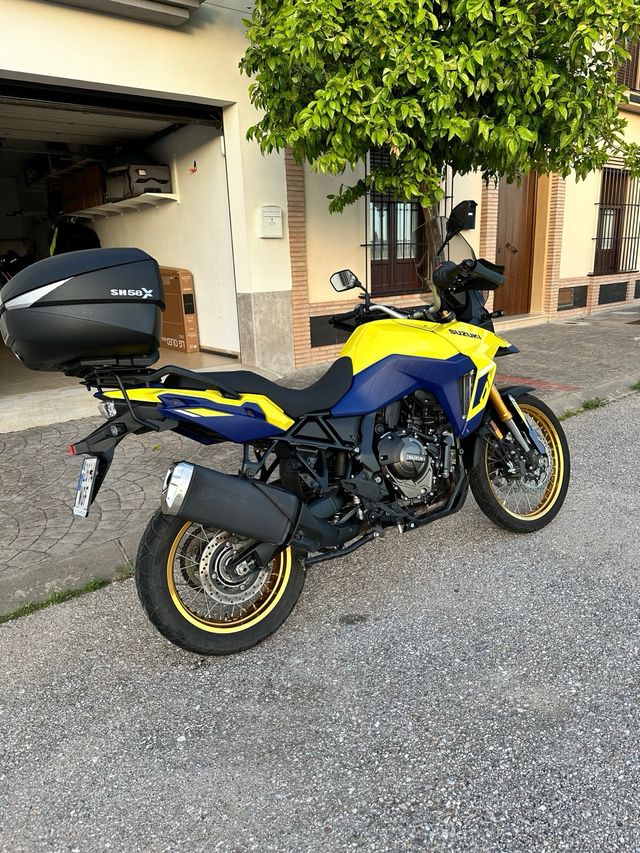 Suzuki V strom De 800 año 2023