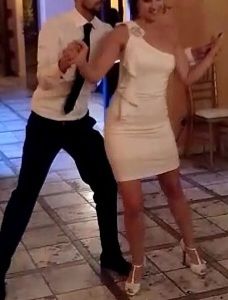 Vestido de novia corto