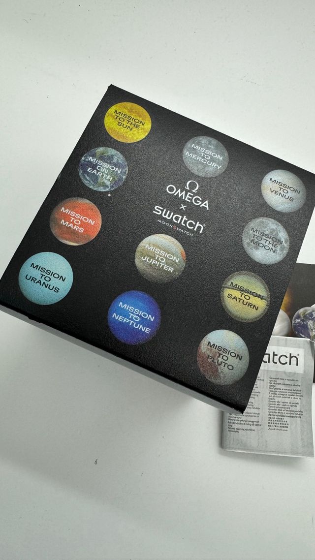 Caja Swatch moonwatch moon