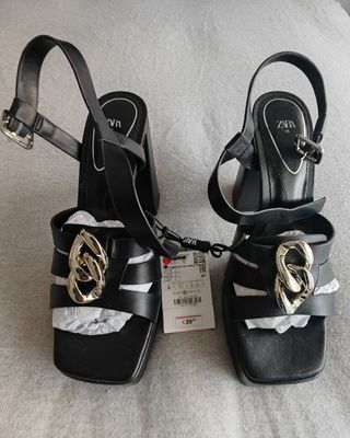 Sandalias negras Zara número 38