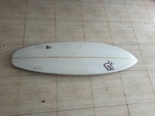 Tabla Surf 5,11 clayton the rox