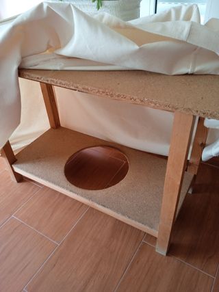 Mesa camilla con paño de chenilla crema