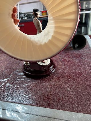 Lampada da tavolo in porcellana