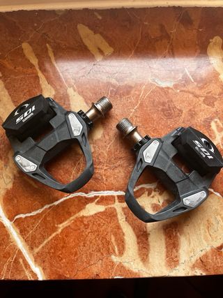 Pedales Shimano 105