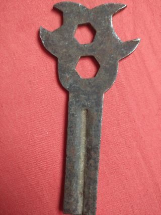 16 ANTIGUAS LLAVES REPARACIÓN BICICLETAS CLÁSICAS