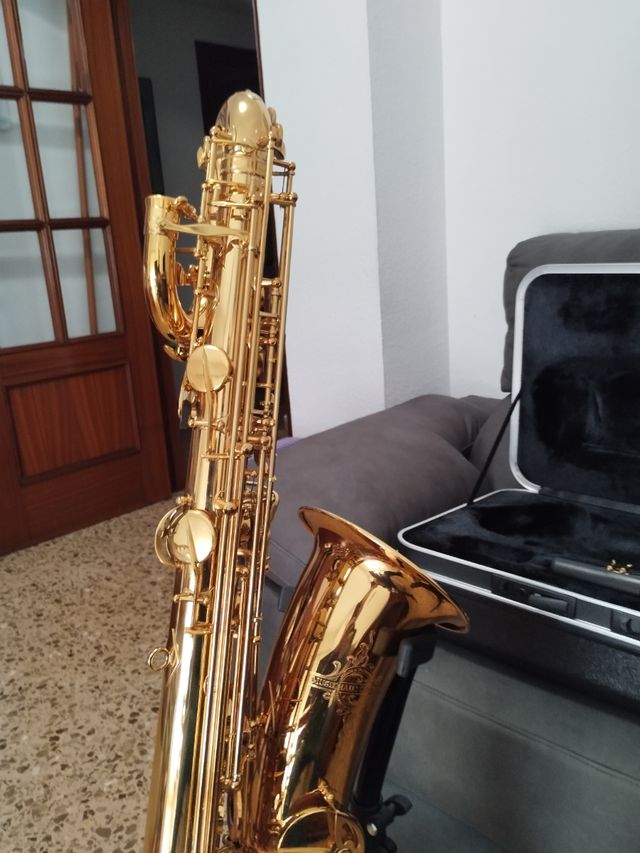 Saxofón Barítono