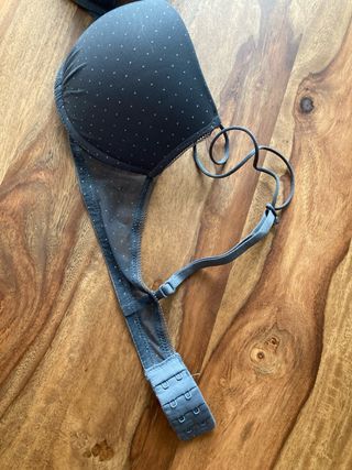 Sujetador gris con relleno 85b