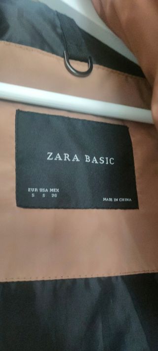Plumas marrón de zara