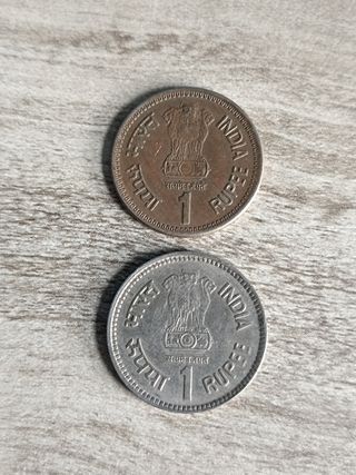 Lote 2 monedas conmemorativas 1 rupia India
