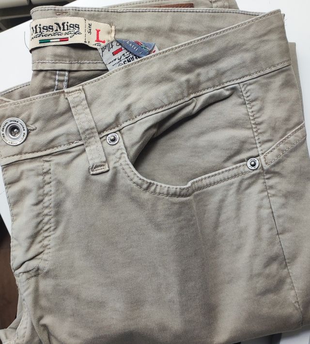Pantalón beige