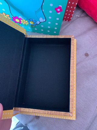 Libros falsos de dinosaurios decoracion