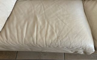 Dos Sofas piel autentica de tres plazas cada uno