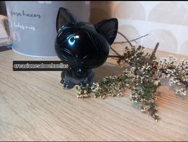 Gato de resina
