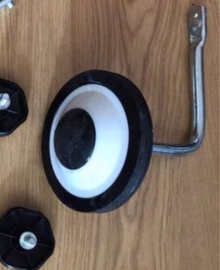 Ruedín grande con tuerca para bici