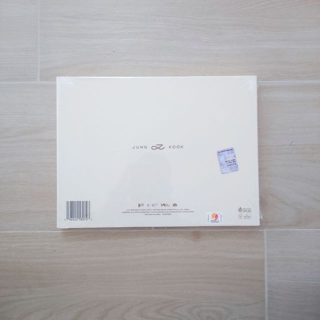 Jungkook Golden(solid ver.)-Eu exclusive