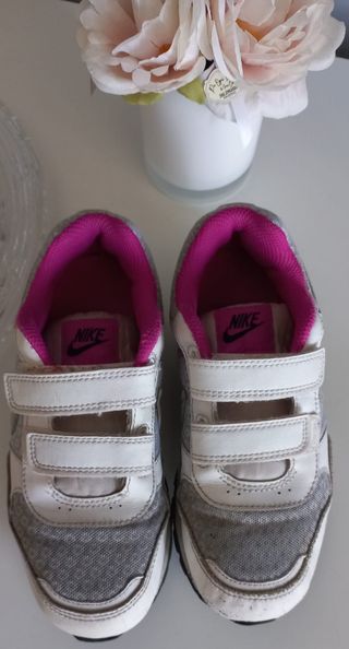 Nike bambina 31