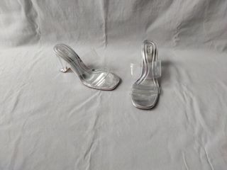Sandalias transparentes T-36