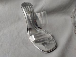 Sandalias transparentes T-36