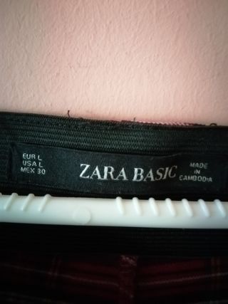 Pantalón mujer Pitillo.Talla L. Marca Stradivarius