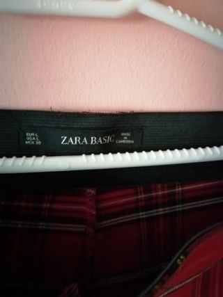 Pantalón mujer Pitillo.Talla L. Marca Stradivarius