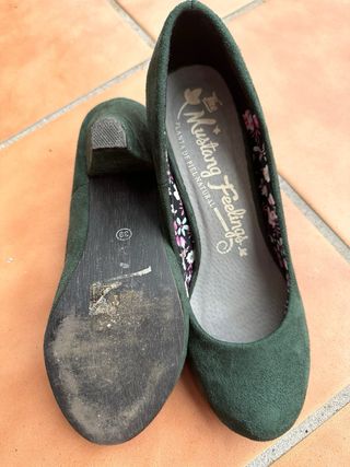 Zapato salon 39 mustang