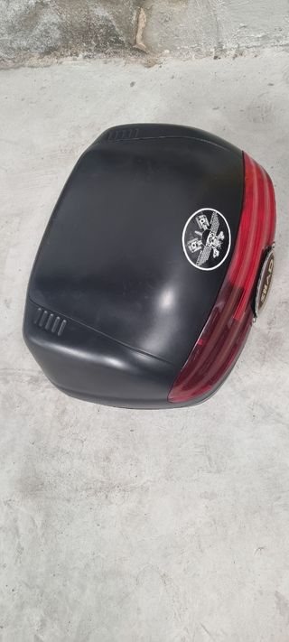 Baul para moto custom 