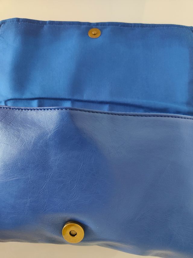 Bolso de mano azul Klein