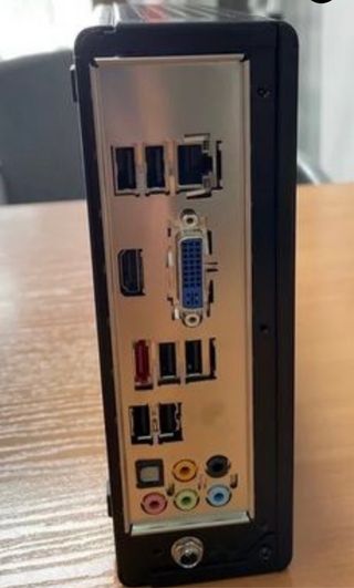 Ordenador compacto + Monitor